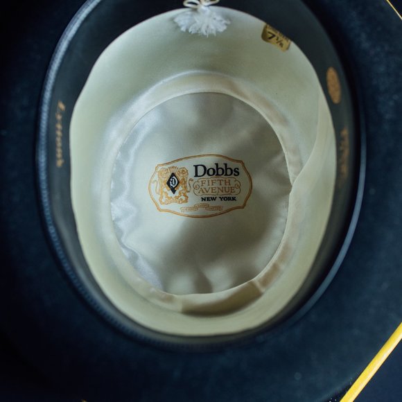 Dobbs Fifth Avenue New York Fedora Hat - Picture 2 of 6